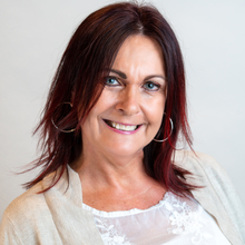 Diana Cecil