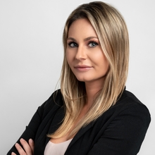 Lora Van Balen