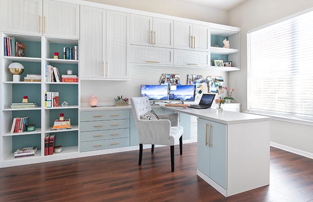Tour This Amazing Fashion Blogger's Transitional Home Office