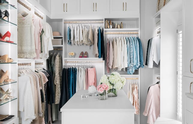 A Full Closet Refresh for Lifestyle Blogger Kelly Page