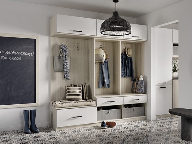 QUICK and PAINLESS Entryway Organizational Ideas for Families